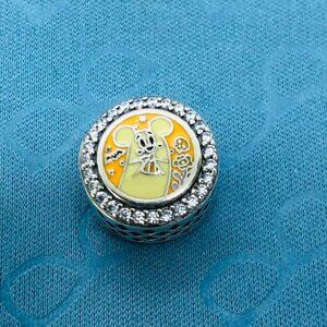 🔥🔥Disney Parks 2025 Mickey & Minnie Ghosts Pandora Charm